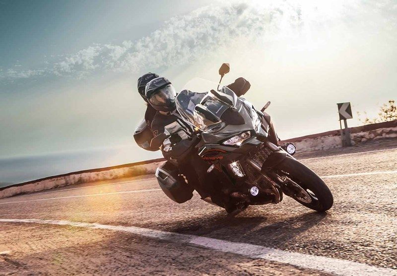 На зображенні мотоцикл Kawasaki VERSYS®1000