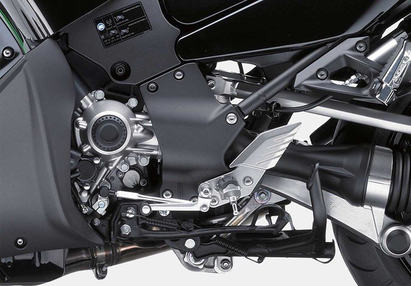 На зображенні квадроцикл Kawasaki  Concours®14 ABS 