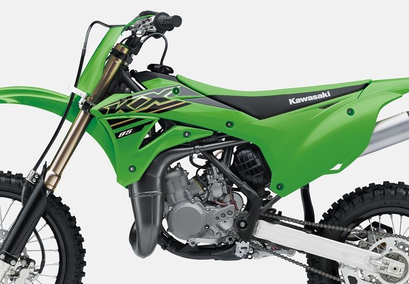 На зображенні мотоцикл Kawasaki KX™85
